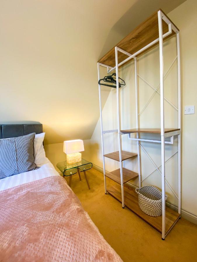 Kings Quarters Boutique Rooms Hartford  Екстер'єр фото